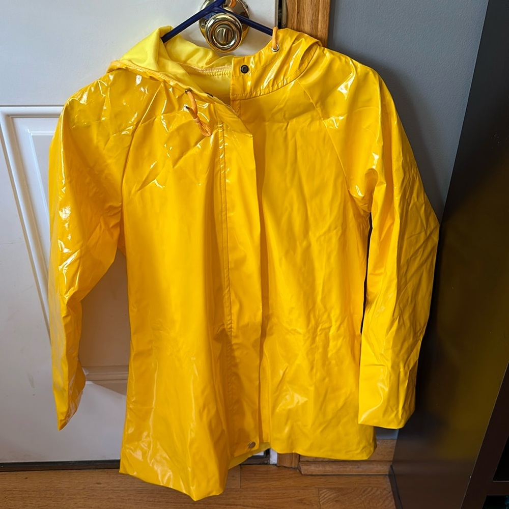 Coraline style yellow raincoat